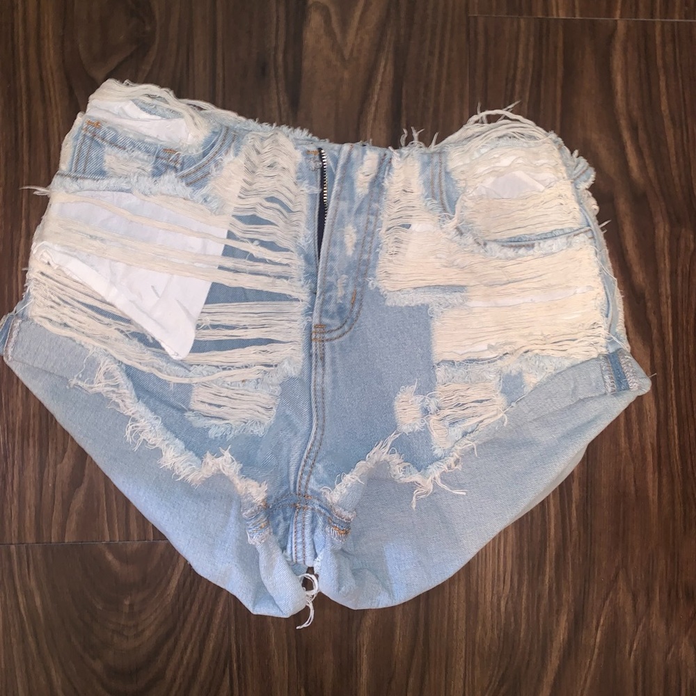 Women’s distressed shorts new with tags